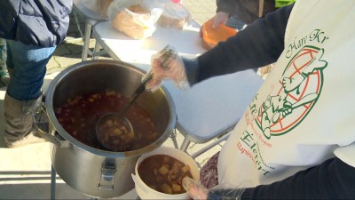 Meleg étel és tartós élelmiszer - Ételt az Életért