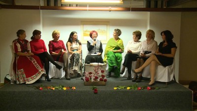 „A Nő kilencszer”