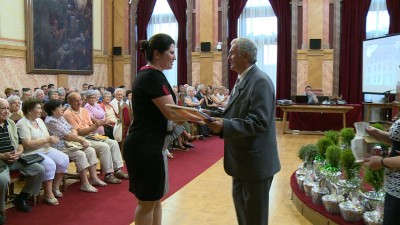 Még nyílnak - Virágos Egerért