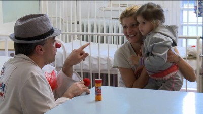 Bohócdoktorok a gyermekosztályon