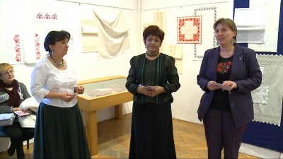 Kiállítás nyílt nyolc hímzőszakkör munkájából  