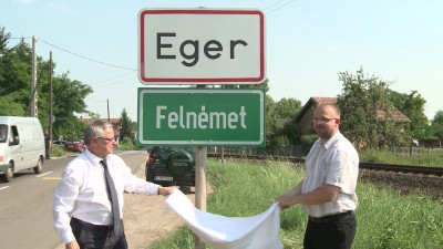 Tábla jelzi Felnémetet