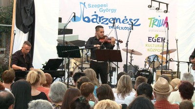 Bárzenészek találkoztak