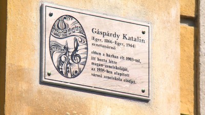 Emléktáblát avattak Gáspárdy Katinkának