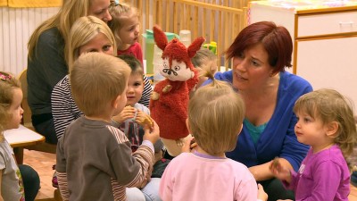 Mesedélután a bölcsődében 